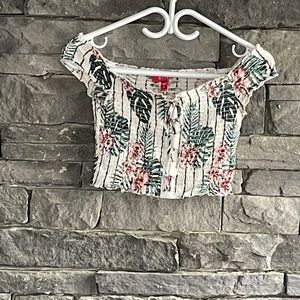 Guess stretchy crop top with flower pattern